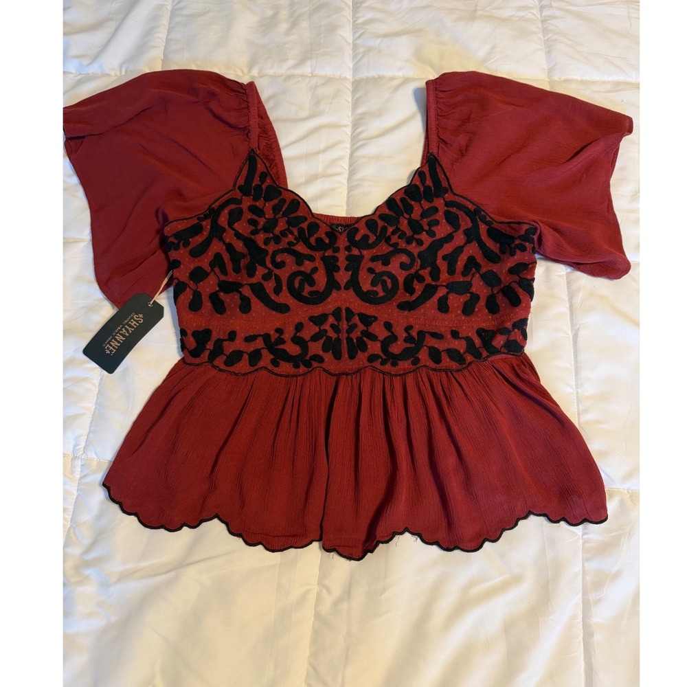 Shyanne Peplum Top Women XL NWT Embroidered Flutter Sleeve Boho Western